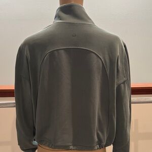Lululemon Green Cropped Jacket